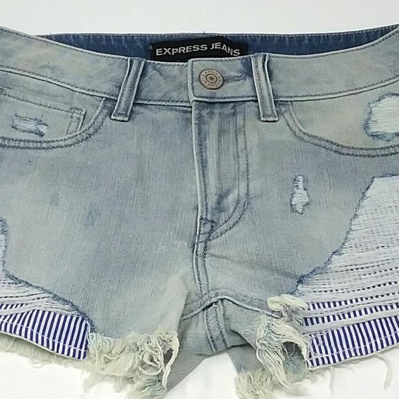 Express Jeans Pants - Express Jeans Distressed Shorts. Size: 4  NWT